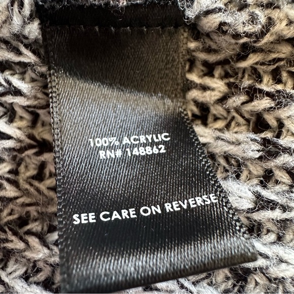 Torrid Gray Knit Sweater Size: 1 (XL) - Picture 4 of 5